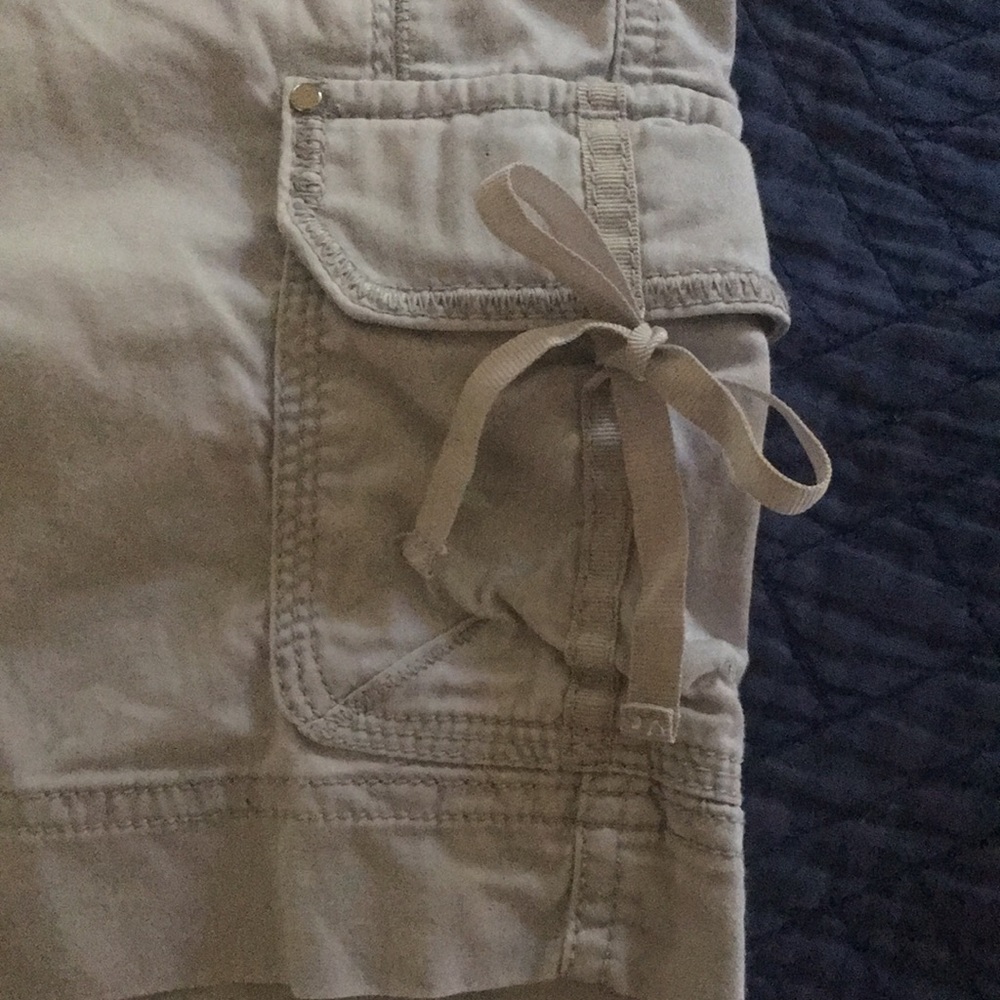 Shorts - Picture 3 of 3